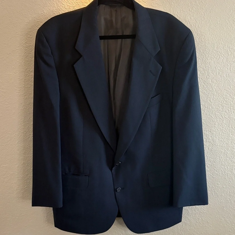 Burberry Men’s 100% Wool Navy Blazer with textured pin stripe/ 40 see details